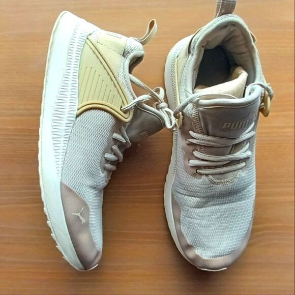 PUMA Women's Pacer Next Cage Sneaker size 10 - Picture 1 of 7